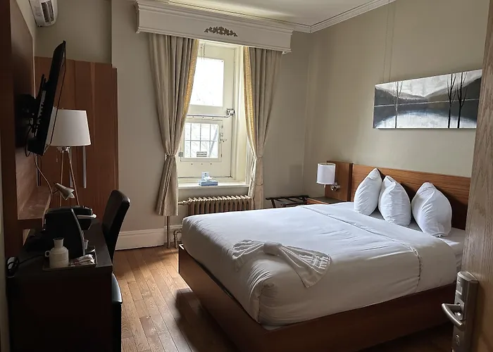 Hotel Ermitage Quebec City